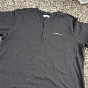 Columbia Men's Black Button Down Shirt